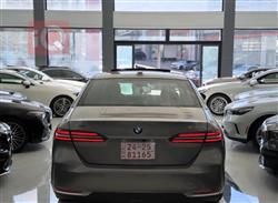 بی ئێم دەبڵیو سیریەس 5